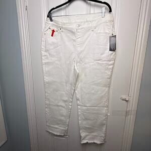 Denim & Co. Easy Stretch Petite Jean with Wide Hem Womens 18W Petite White NWT